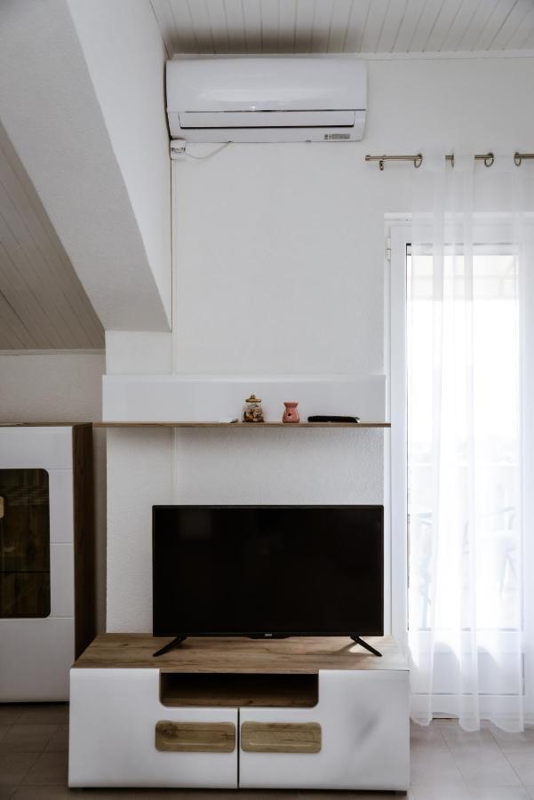Iker Apartments ติวัต ภายนอก รูปภาพ