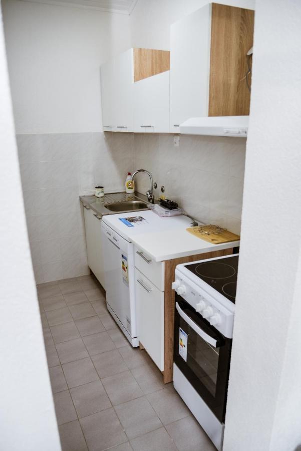 Iker Apartments ติวัต ภายนอก รูปภาพ