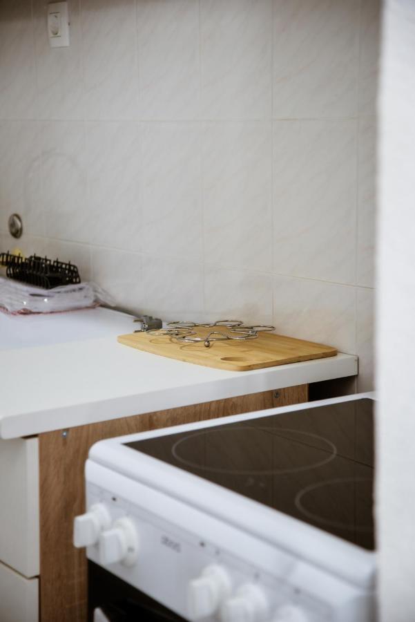Iker Apartments ติวัต ภายนอก รูปภาพ